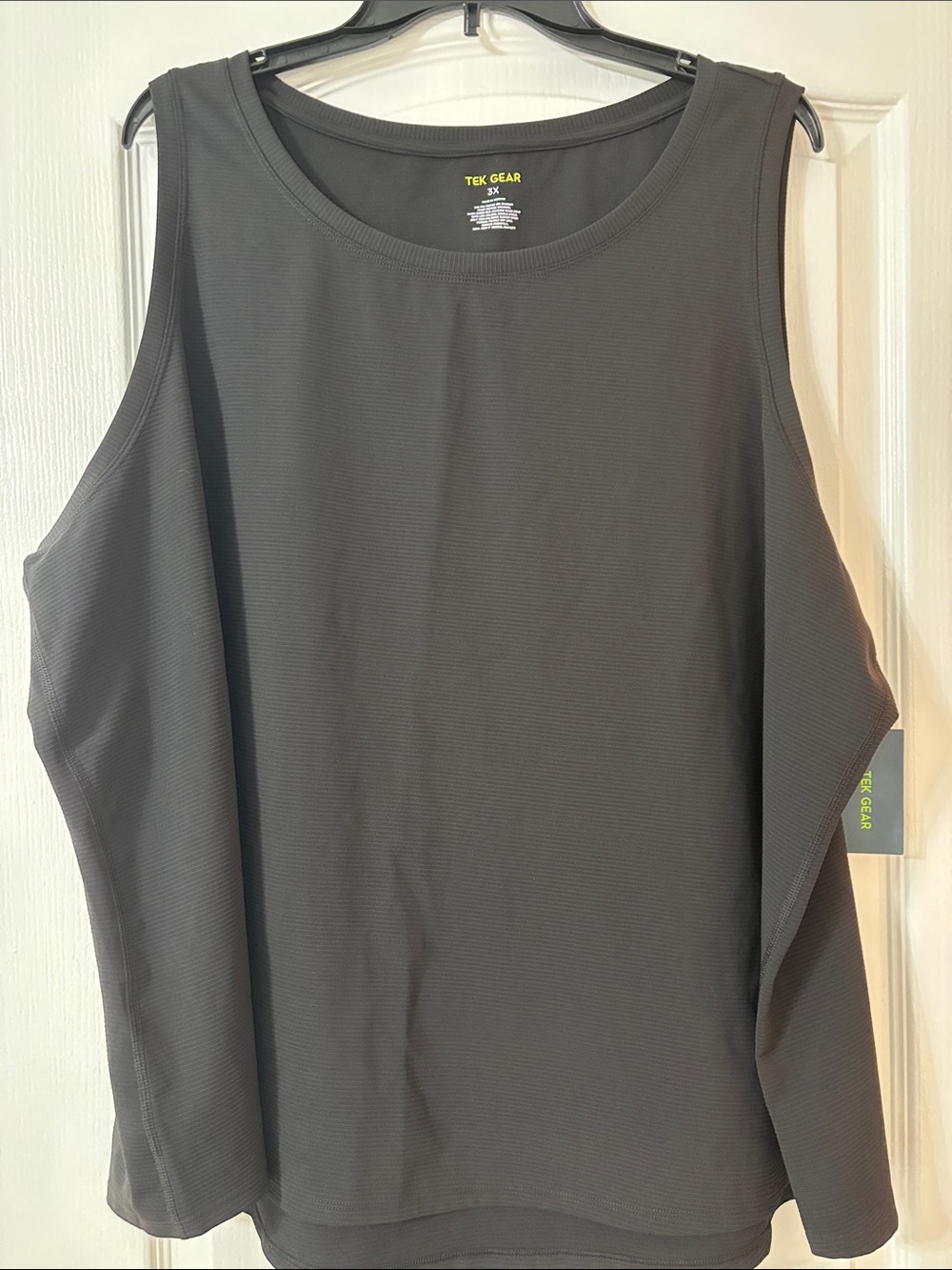 tek gear Women’s Black Ribbed Athletic Tank